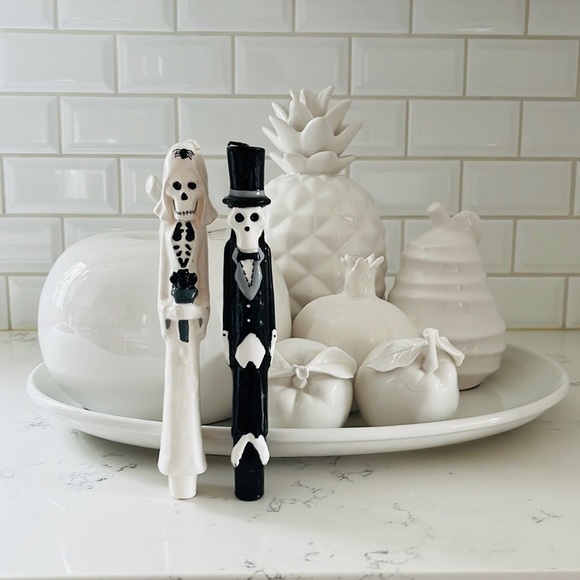 ModCloth Newlydeads Candles - Picture 3 of 14